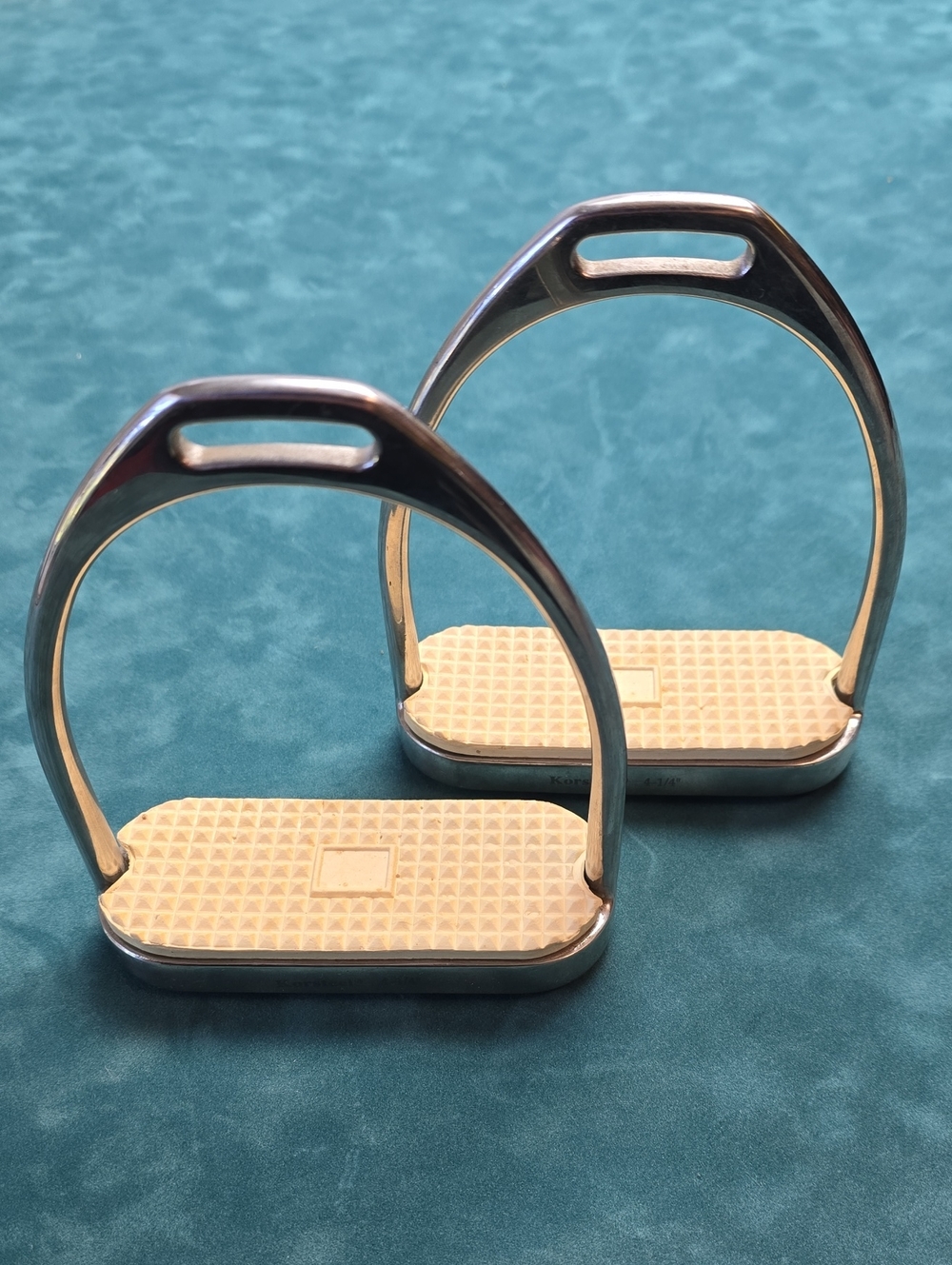 Korsteel Stirrup Irons Fillis Stainless Steel 4-1/4